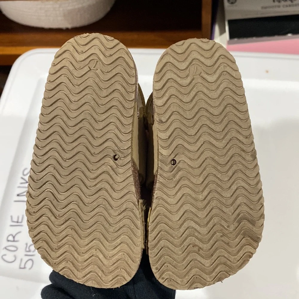 BABY SANDALS - Picture 2 of 2